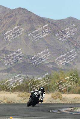 media/Oct-30-2025-Racers Edge (Thu) [[dabbdaf680]]/3-B Group/Session 5 (Turn 6)/